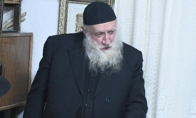 שמחה בקהילה החרדית: הראב"ד שהתאלמן באלול - התארס