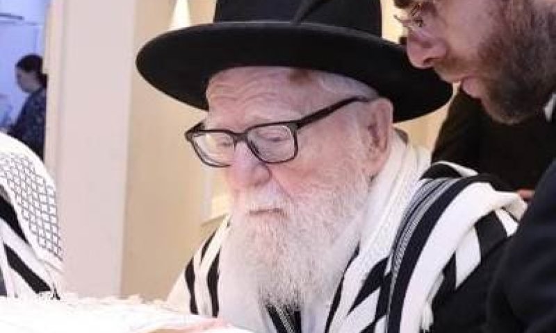 סגן הרב הראשי וראש ביהמ"ד: הרב חיים מנחם בקשט זצ"ל