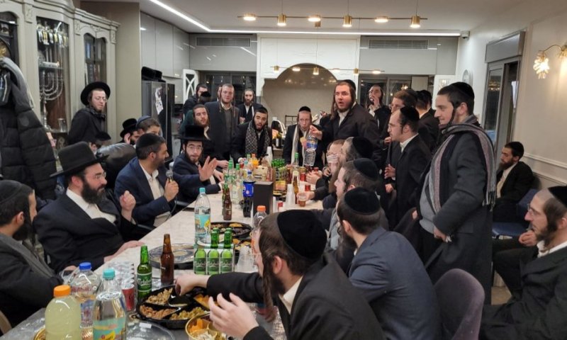 השר מיכאל מלכיאלי אירח את הישיבה החסידית לרגל ט"ו בשבט