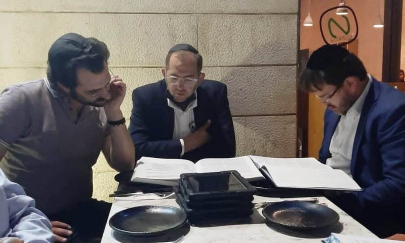 היית הרבה יותר מחסיד ויז'ניץ: שלמה קוק בטור פרידה מיוסי מרק