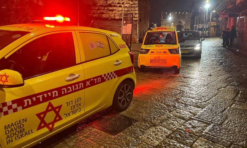 אישה הותקפה בגרזן בביתה בעיר העתיקה, הרקע נבדק
