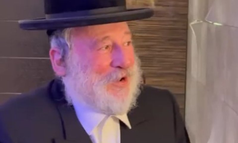 כך הפתיעו את המלחין והמנצח חיים בנט שהזיל דמעה | צפו