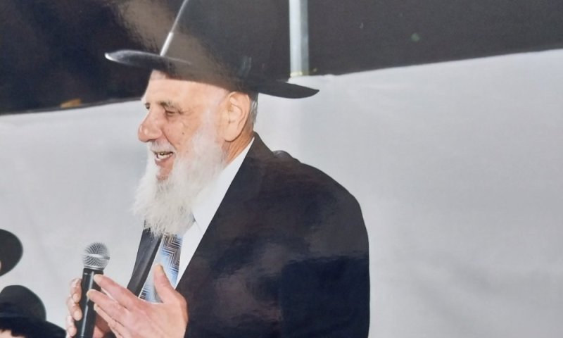 אביהם של מרביצי התורה: הגאון הצדיק רבי משה סויסה זצ"ל