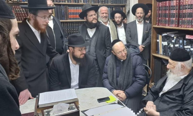 הנהלת רשת "שפע ברכת השם" בביקור רב רושם במעונו של הגרב"ד פוברסקי 