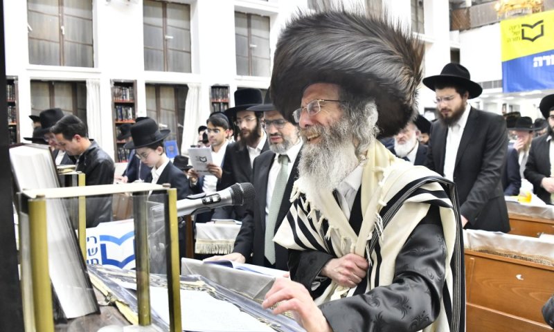 ההמונים זעקו לישועה בשרשרת מעמדות הסגולה של "רינה של תורה"
