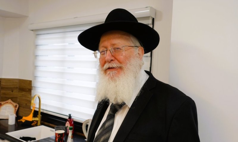 מזל טוב: איש העסקים וחבר מועצת העיר ב"ב מנחם כרמל - התארס בזיווג שני