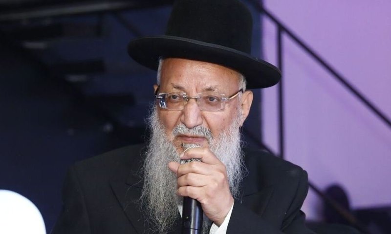 אבל בעולם הרבנות: הגאון רבי פנחס אדרי זצ"ל רבה של גבעתיים