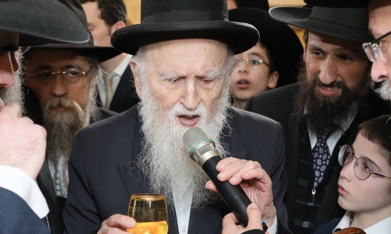 אבל בעולם הדיינות: הגאון רבי משה טופיק זצ"ל הלך לעולמו