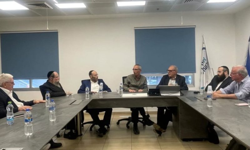 הרופאים נוטשים: ראשי למענכם ביקרו באוניברסיטת אריאל