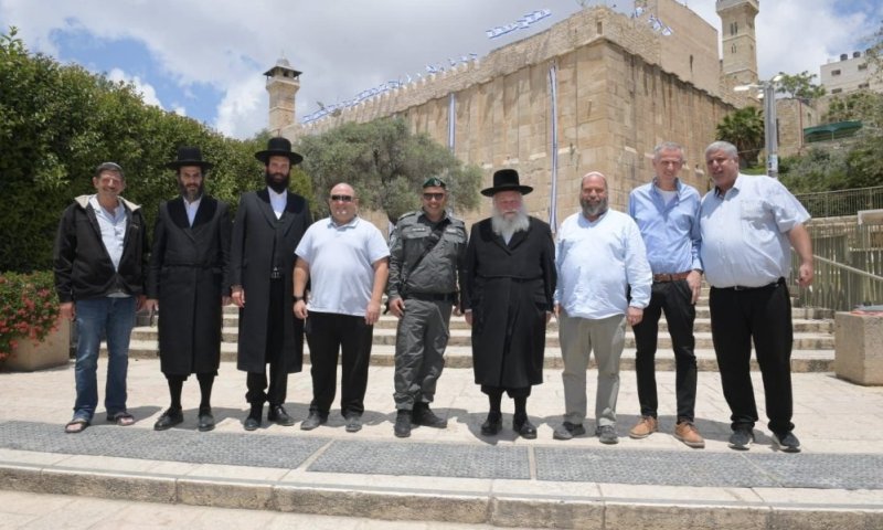 שר הבינוי והשיכון: "נפעל להרחבת ההתיישבות ולחיזוק האחיזה בארץ"