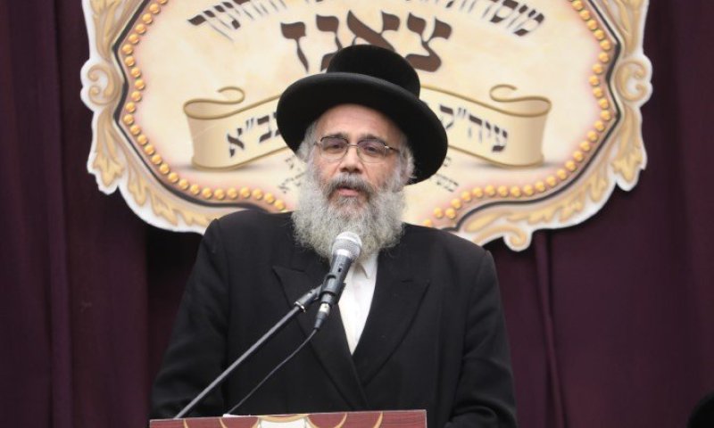 קרס מרוב לחץ: הגה"צ רבי יחזקאל הלפרין השאיר חובות רבים ויתומות בגיל חופה