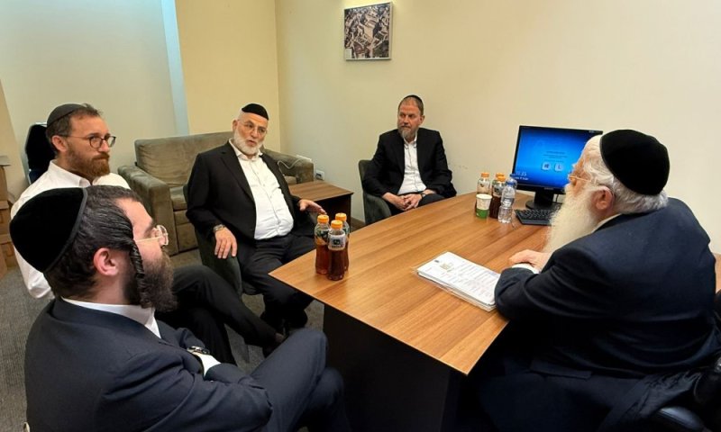 יום ירושלים: הנהלת קרן קמ"ח נועדה עם השר פרוש לקידום שילוב תעסוקת חרדים בבירה