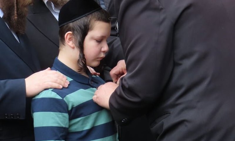 "על מי נטשתנו?" זועקים היתומים של הרב אברהם מאיר ליכטנשטיין ז"ל