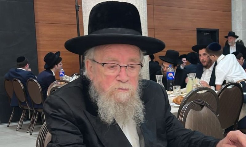 רבי יוסף אייכלר זצ"ל קידש את הלבנה בלילה &ndash; בבוקר נפטר