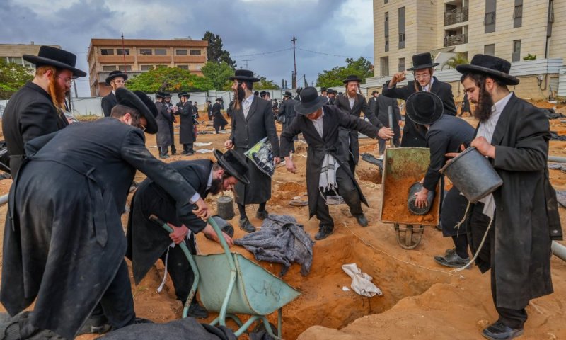 שוב: עימותים באתר הבנייה ביהוד, שלושה נעצרו