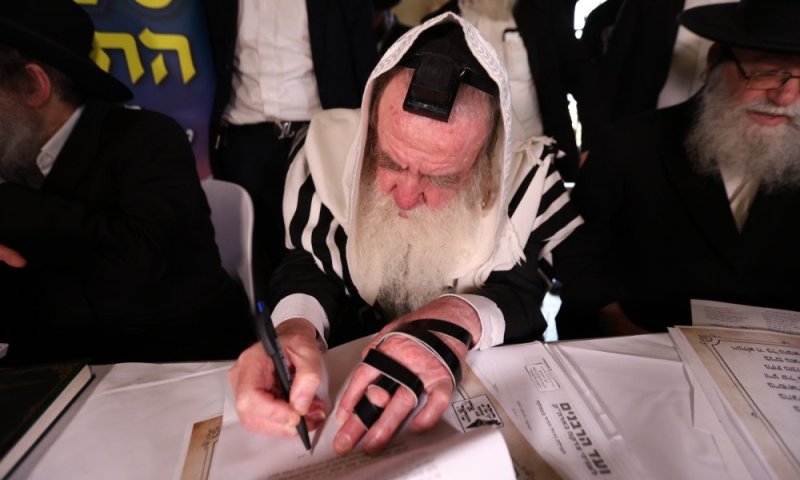 הילולת רבי יונתן בן עוזיאל: ההזדמנות הנדירה למעוכבי השידוכים לישועה בקרוב