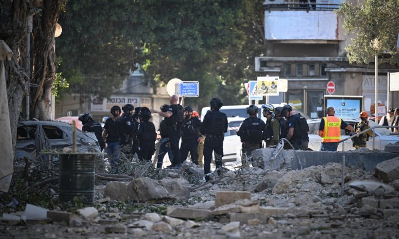 הנס הגדול של המשפחה החסידית: תפסו מחסה מתחת השולחן וניצלו
