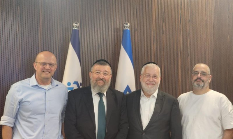 מהפכה בשילוב חרדים בתעשיות הביטחוניות: המהלך של השר בן צור