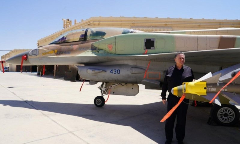 לקראת חידוש הלחימה עם איראן? האיום של שר הביטחון - ישירות על המנהיג העליון