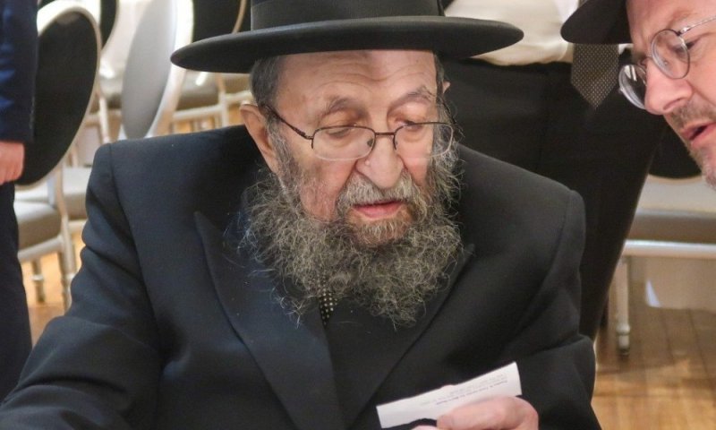דאגה גדולה בהיכלי התורה: מצבו של זקן ראשי הישיבות - קריטי