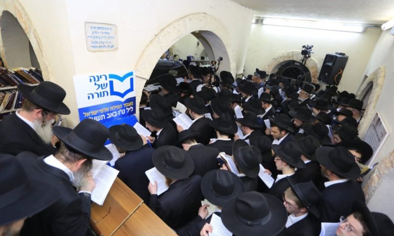 אלע אלע מזל טוב: ליל המהפך הפלאי אירוסין עוד השנה!