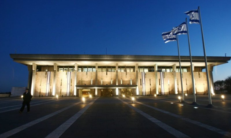 מפלגת נשים בדרך לכנסת? השמות המפתיעים והסקרים שמטלטלים את המערכת