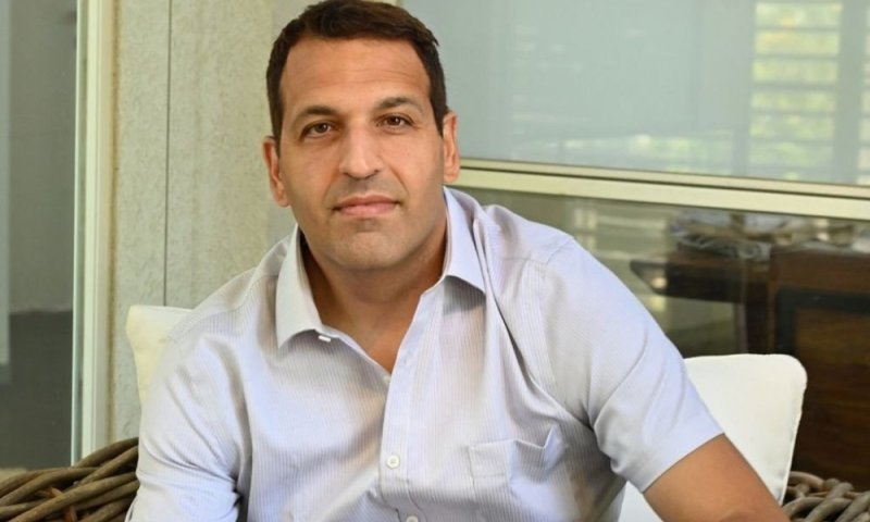 כיצד אלעד רפאלי מתכנן עתיד פיננסי בטוח לכל לקוח?
