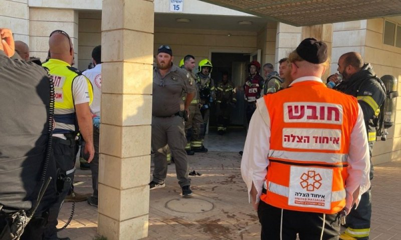 שריפה בבית אבות בערד - מספר לכודים חולצו