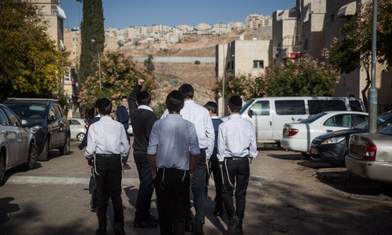 הילד בן ה-8 סולק ללא הודעה מוקדמת - והושפל לעיני חבריו