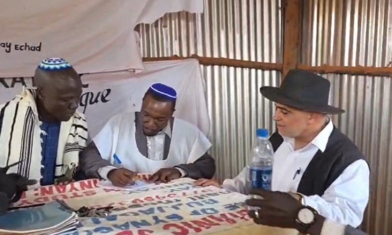 ממקורות הנילוס עד לכותל: מה ביקשו שבט הג'ינג'ה מיצחק כרמלי בשובו לישראל?