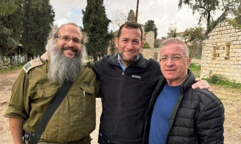לראשונה מאז הגירוש: תעודת זהות עם השם חומש ניתנה לתושב הישוב המתחדש
