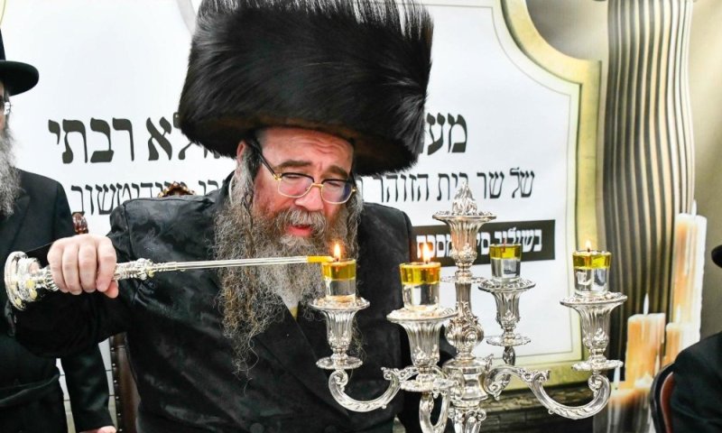 היה נס גדול: סוכתו של האדמו"ר עלתה בלהבות בליל שבת