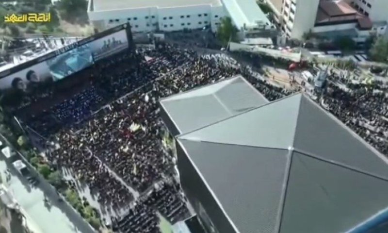 מפגן כוח בביירות: אלפים בטקס האזכרה לנסראללה ולסאפי א-דין