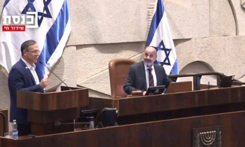 קונצנזוס נדיר במליאת הכנסת: יעקב מרגי נכנס לתפקיד סגן יו"ר הכנסת