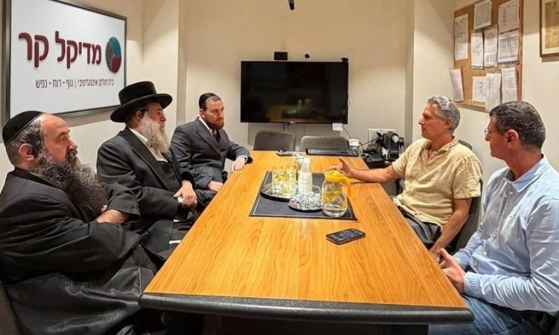 היועץ הרפואי הרב יצחק שטרן ביקר בבית החולים השיקומי האינטגרטיבי "מדיקל קר" מהמובילים בישראל