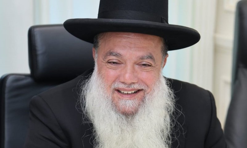 ל"ט אבות מלאכה: מה הדין כשמגלים חוט תפירה שהתרופף בבגד ורוצים לחזק אותו?