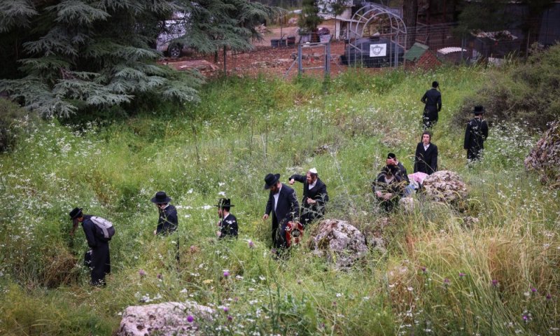 "אל ר' שימע'ן הם יגיעו": מסירות נפש מופלאה בדרכים למירון