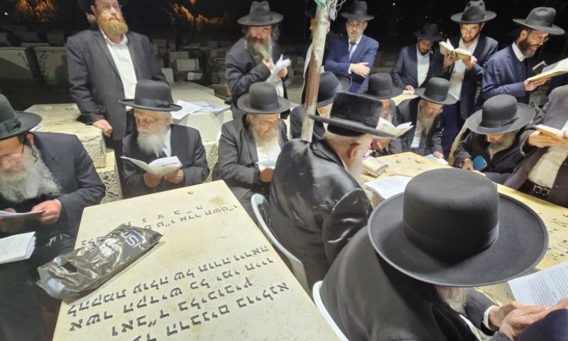 ביקוש עצום ברחבי העולם: תפילת מיסתורין בהילולת החזון איש זצוק"ל