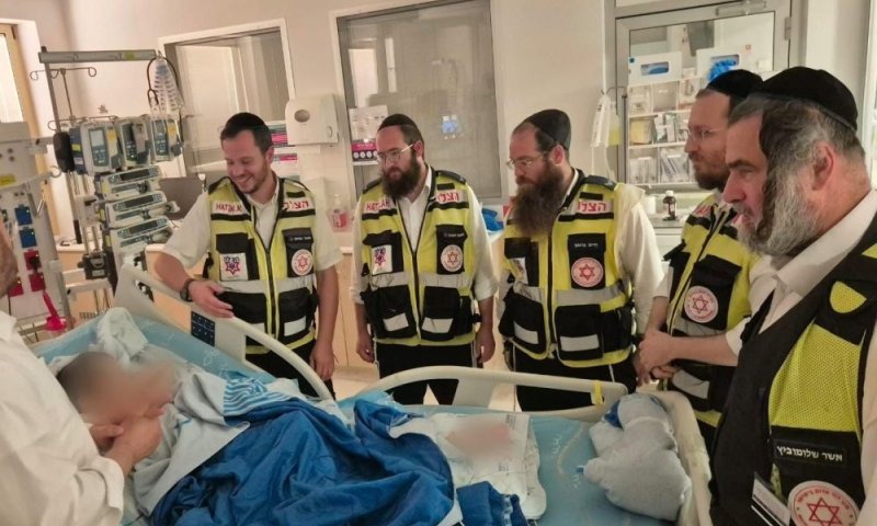 הילד שנלכד מתחת לאוטובוס פגש את המתנדבים: "קיבלתי את הבן שלי בחזרה" 