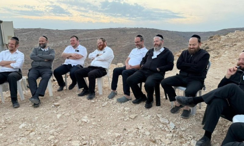 סדנת התמודדות וחוסן נפשי למתנדבי זק"א בחאן ערוגות שבמדבר יהודה