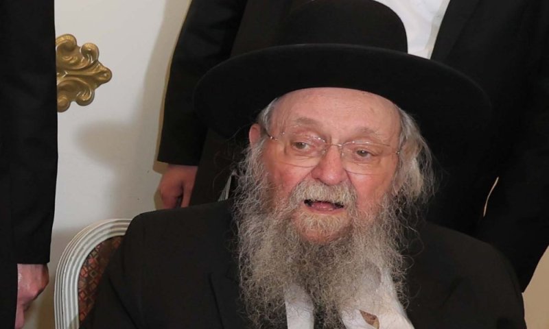 אבל: ראש ישיבת קמניץ לצעירים הגאון רבי חיים לאער זצ"ל