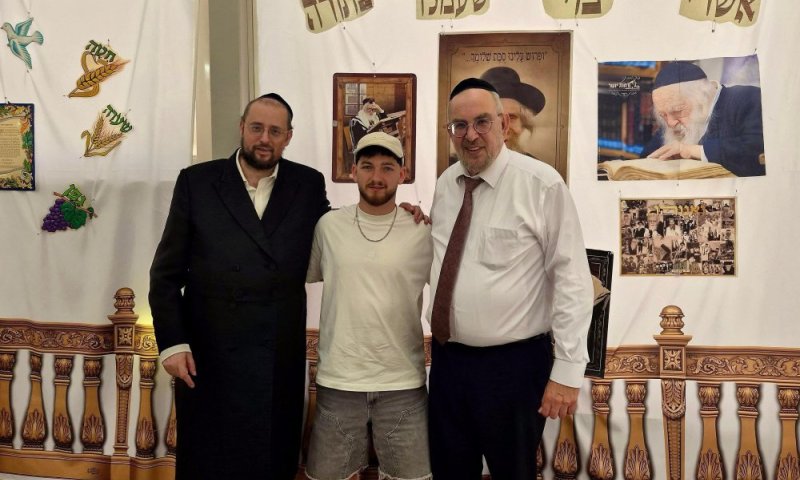 שורד השבי בר קופרשטיין בסוכת היו"ר: "תמיד בידיים של בורא עולם"