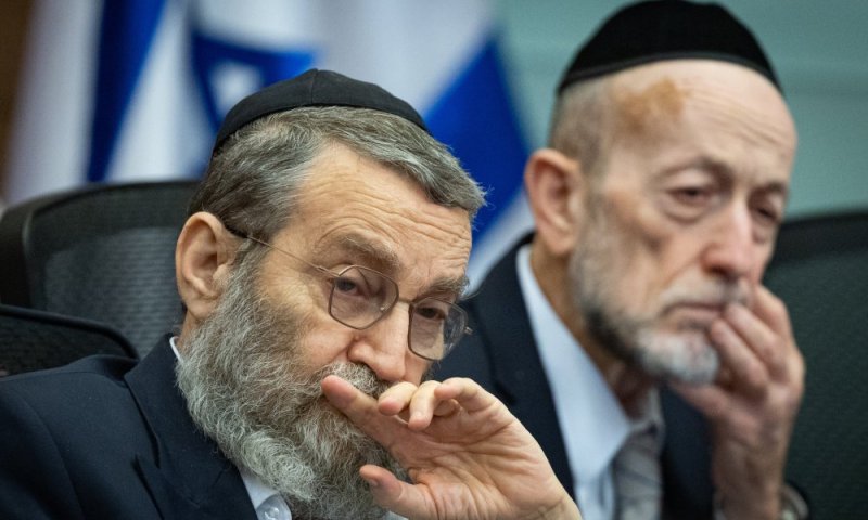 בבתי הרבנים חוששים: 7 שעות של פצצות מוקלטות