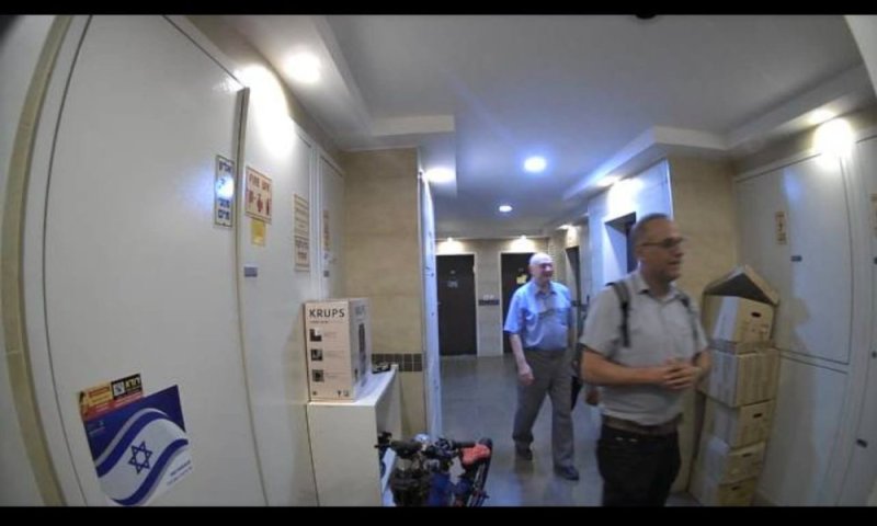 פעילי יד לאחים בלמו פעילות מיסיונרית והביאו את מצוות החג לבתי התושבים