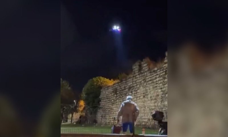 אכיפה מהאוויר: רחפן משטרתי בטורקיה מפזר שוהים במרחב הציבורי