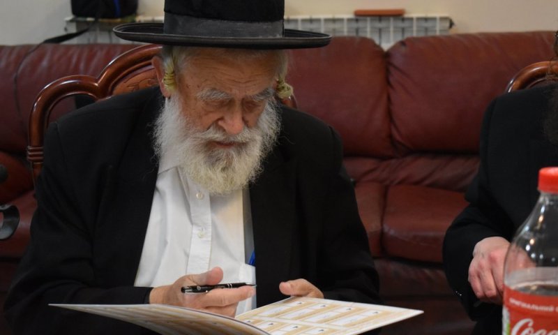 החסיד מירושלים שטס לחתונת נכדתו נפטר בשבת בארה"ב