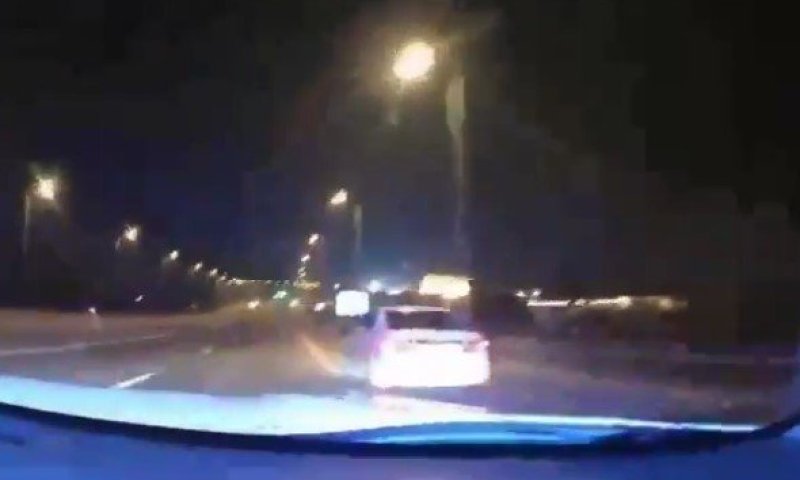 עם רחפן ופצצת תאורה: חשודים נמלטו בנהיגה פראית ונתפסו בתום מרדף