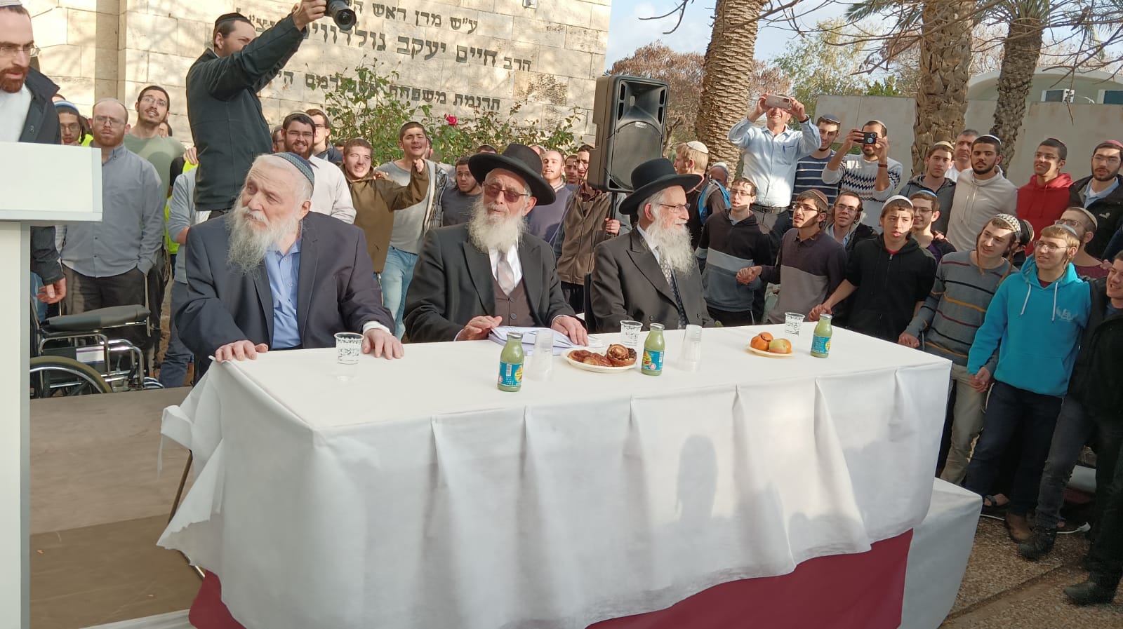 הרב דרוקמן, הרב אריאל, הרב זלמן מלמד בכנס