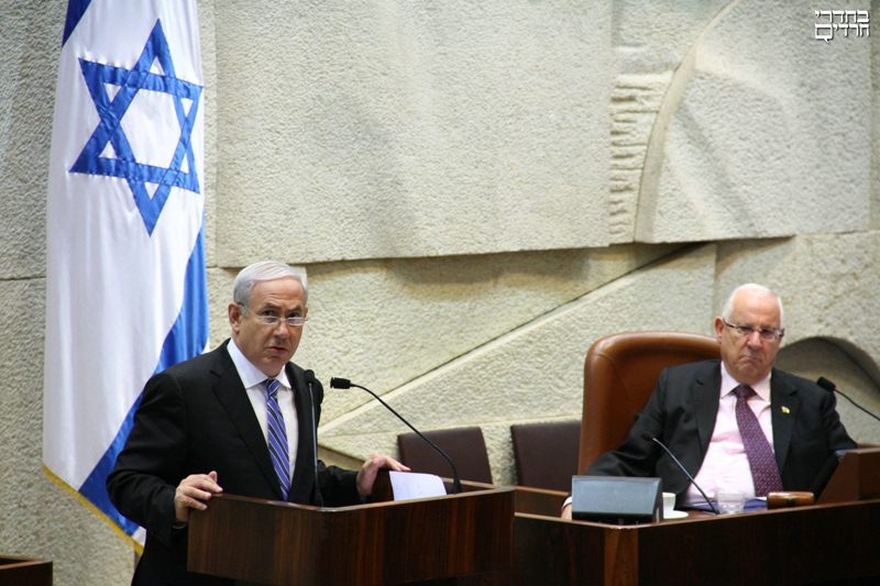 "ומתי יהיה כביש בטייבה?" ביקש אחמד טיבי לדעת. נתניהו נואם