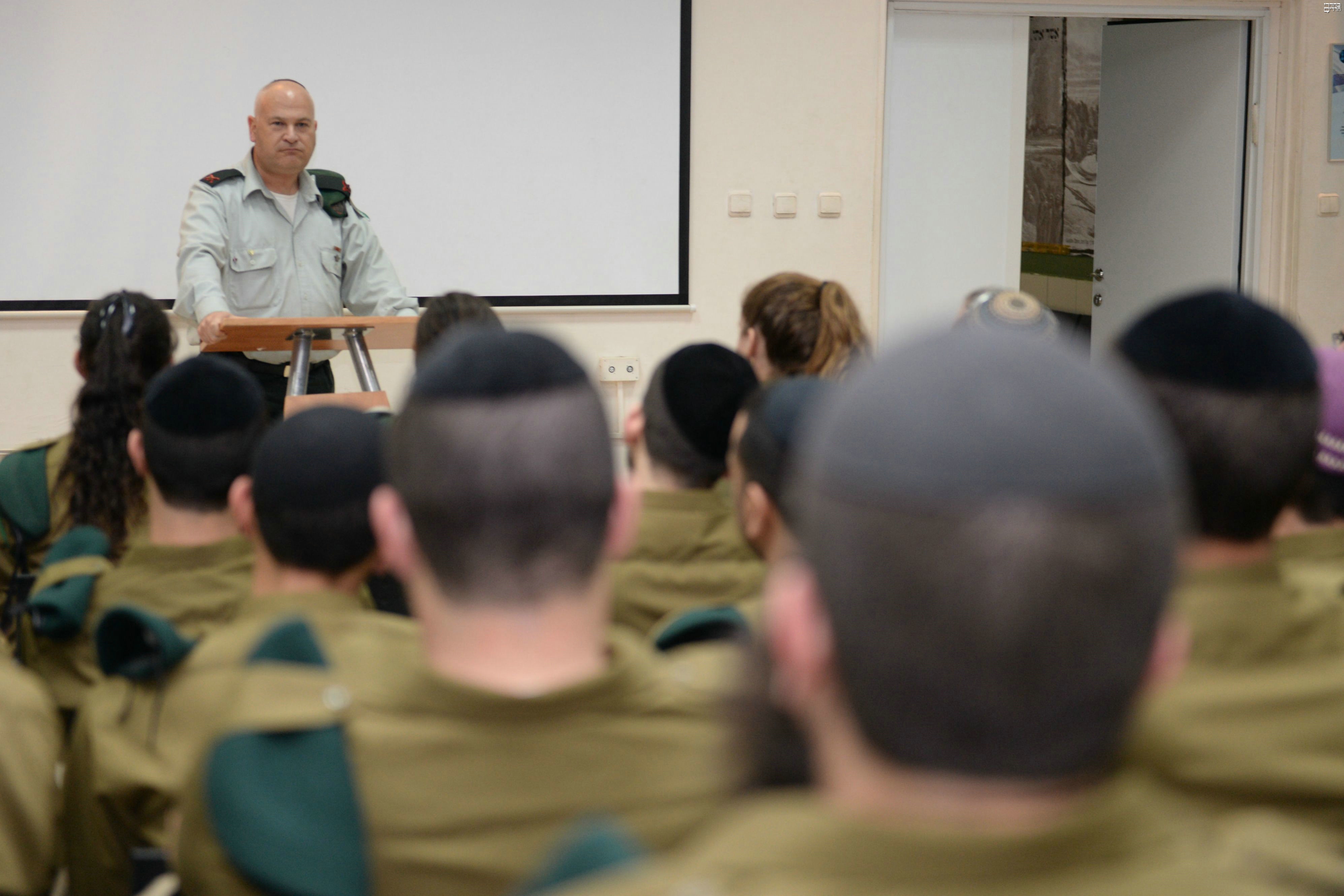 חרדים מתגייסים. צילום: דובר צה